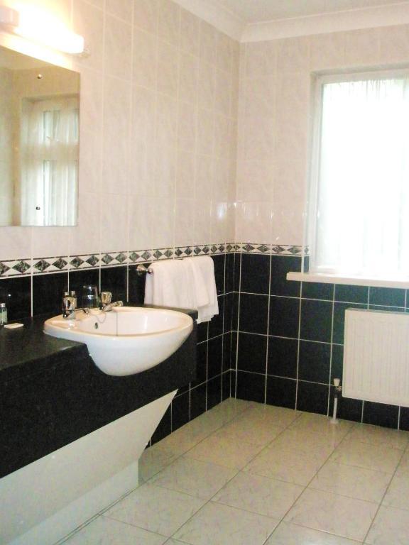 Grand Hotel Moate Room photo